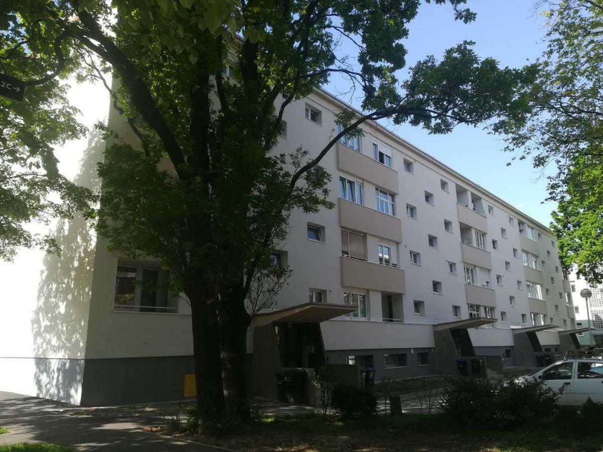 Apartment Sarita Zagreb Exterior foto